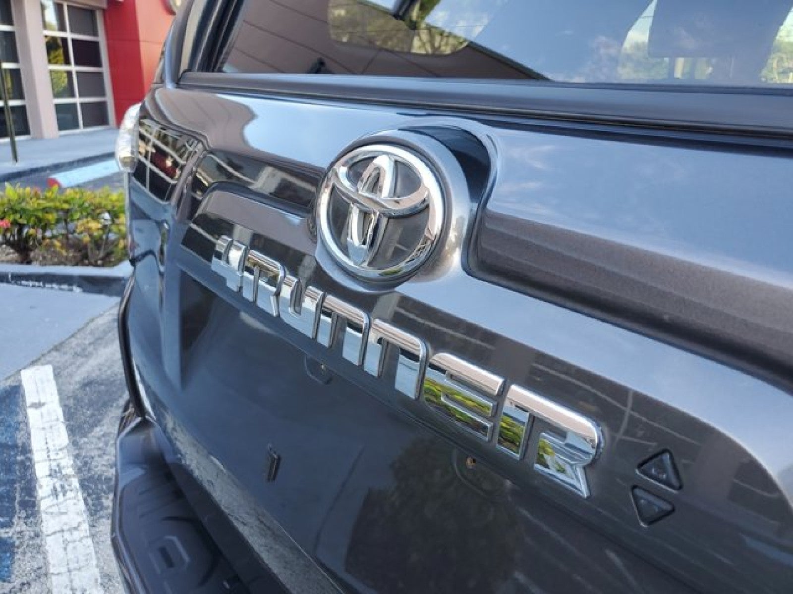 2023 Toyota 4Runner SR5 AWD