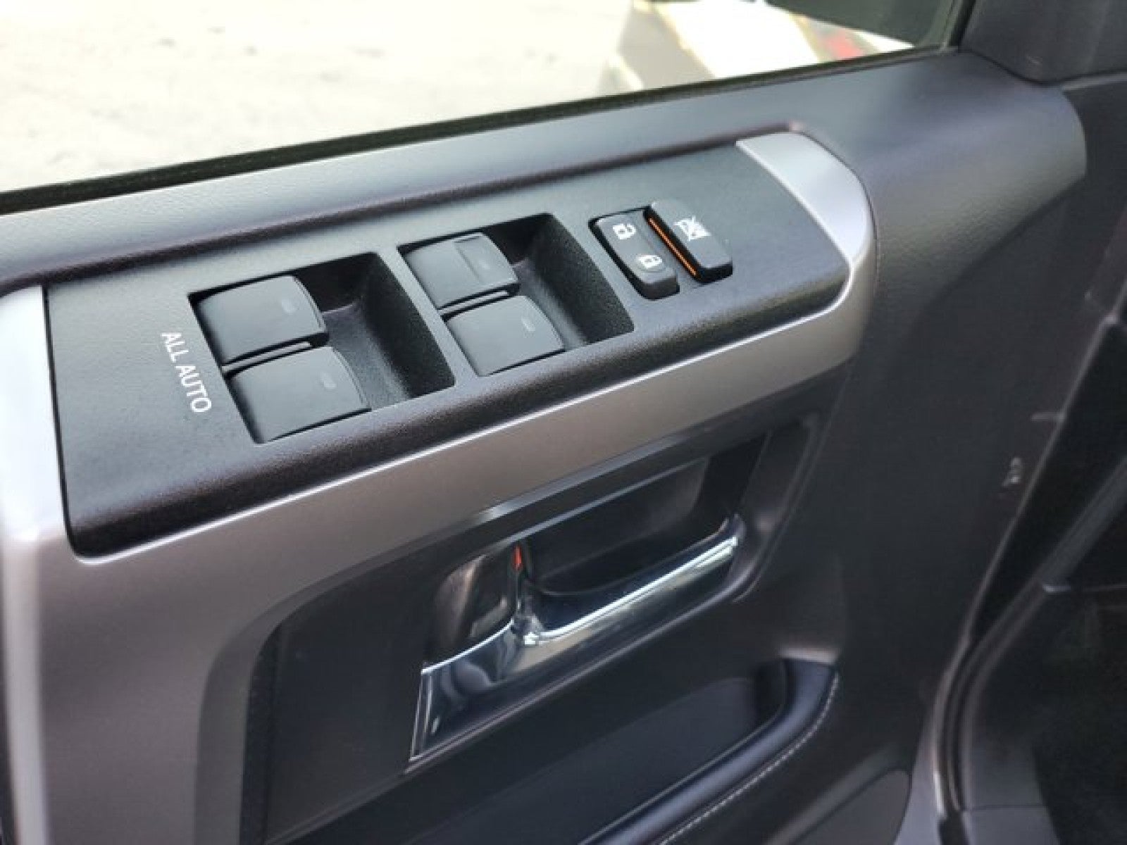 2023 Toyota 4Runner SR5 AWD