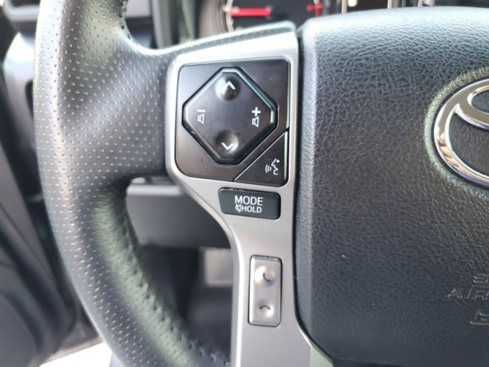 2023 Toyota 4Runner SR5 AWD