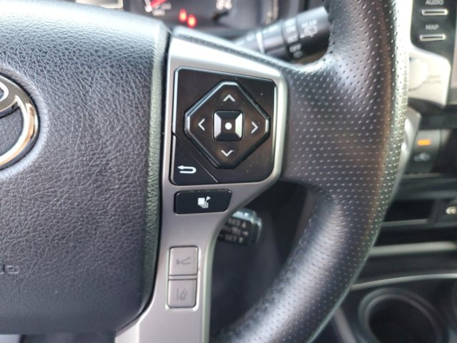 2023 Toyota 4Runner SR5 AWD