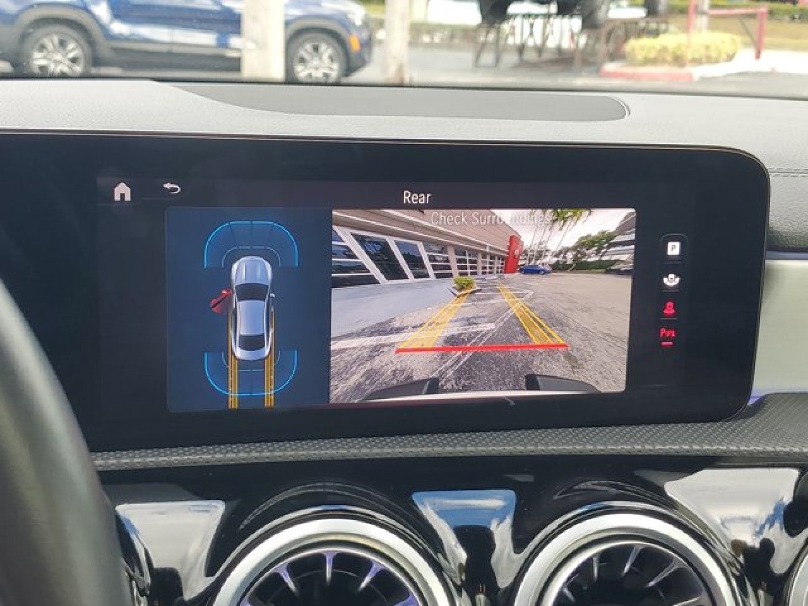 2025 Mercedes-Benz CLA 250