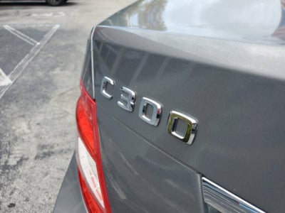 2011 Mercedes-Benz C-Class C 300 Luxury