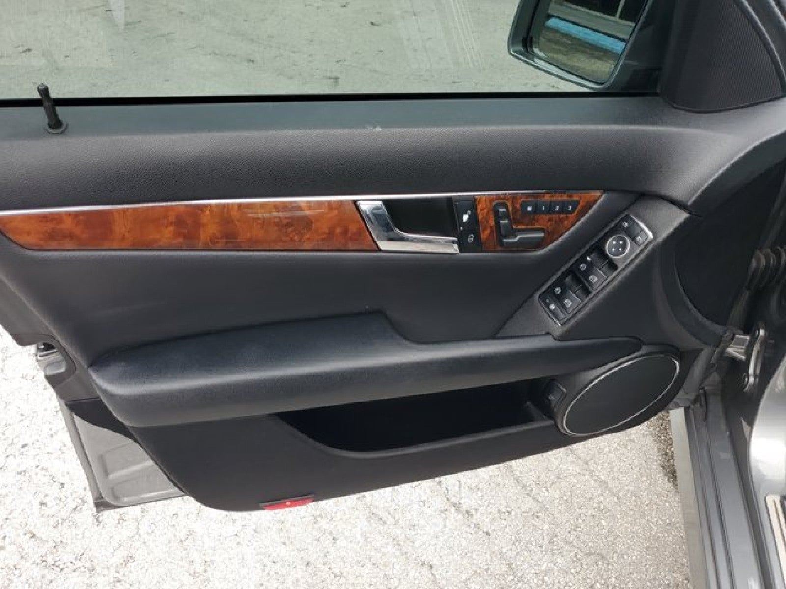 2011 Mercedes-Benz C-Class C 300 Luxury