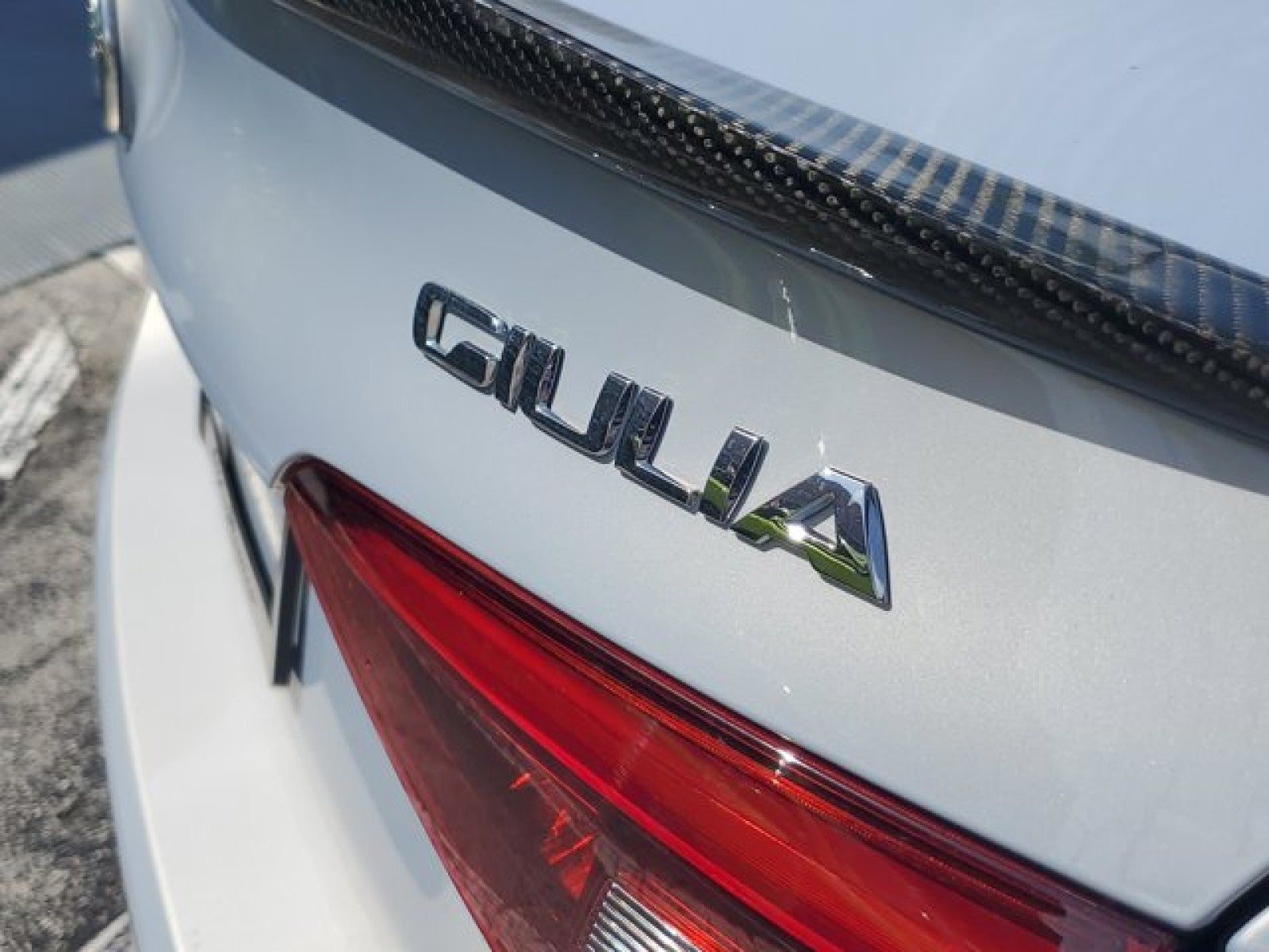 2023 Alfa Romeo Giulia Base