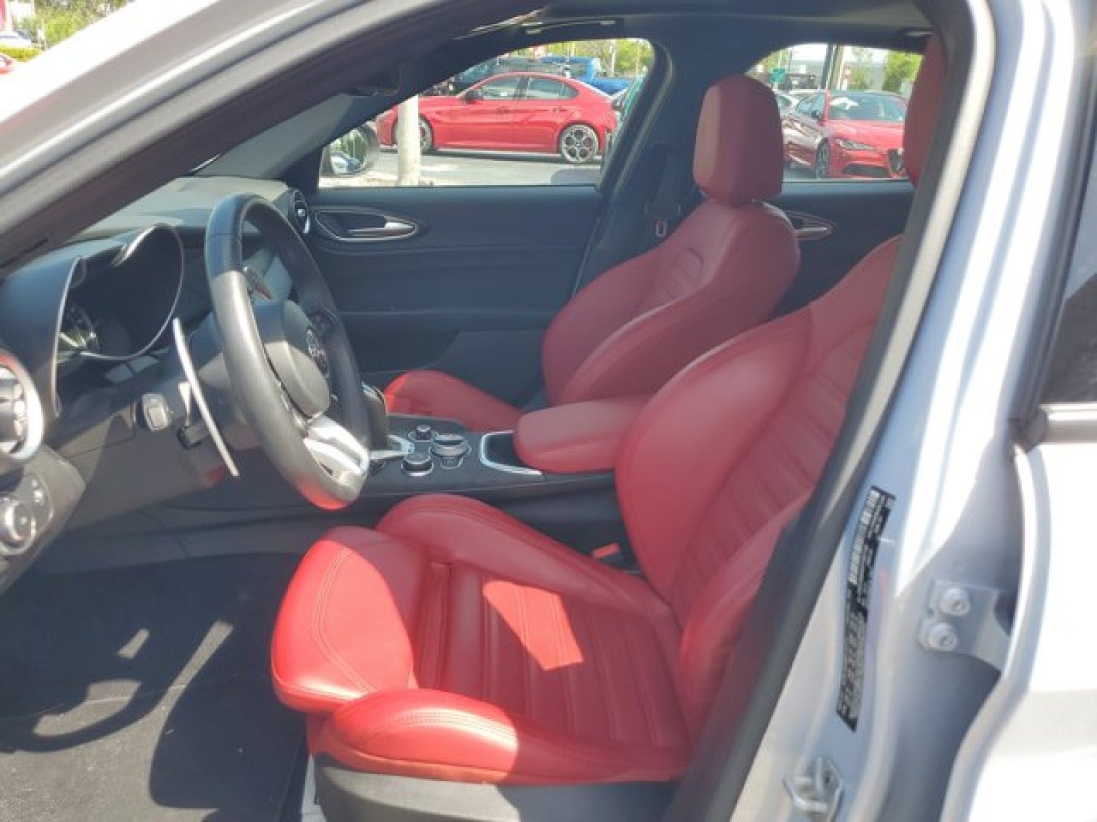 2023 Alfa Romeo Giulia Base