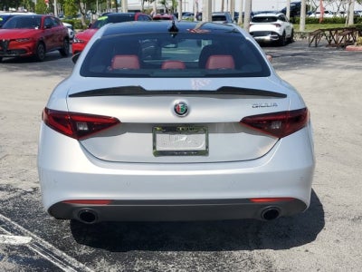 2023 Alfa Romeo Giulia Base