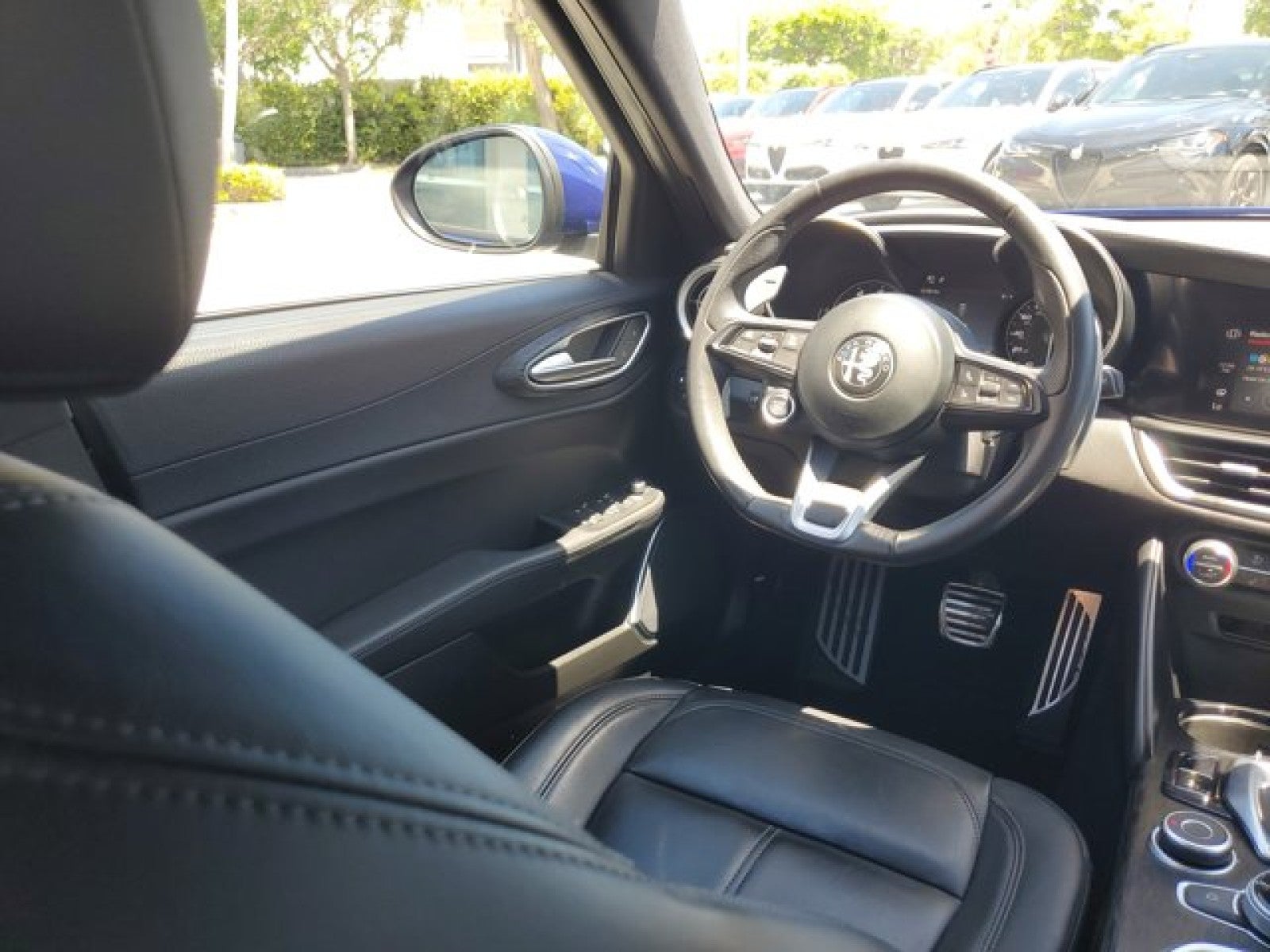 2022 Alfa Romeo Giulia Base