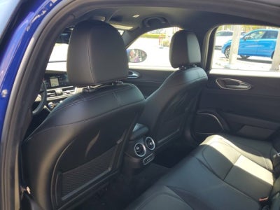 2022 Alfa Romeo Giulia Base