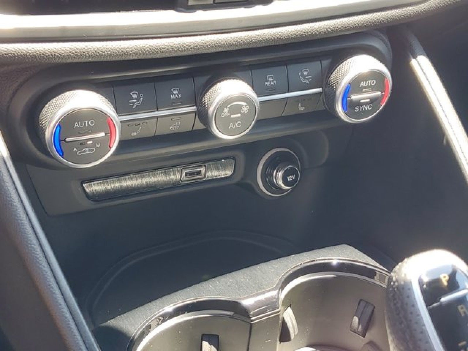 2022 Alfa Romeo Giulia Base