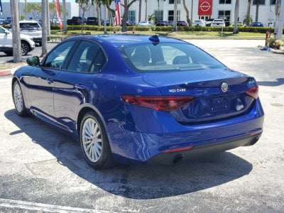 2022 Alfa Romeo Giulia Base