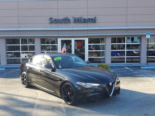 2019 Alfa Romeo Giulia Sport