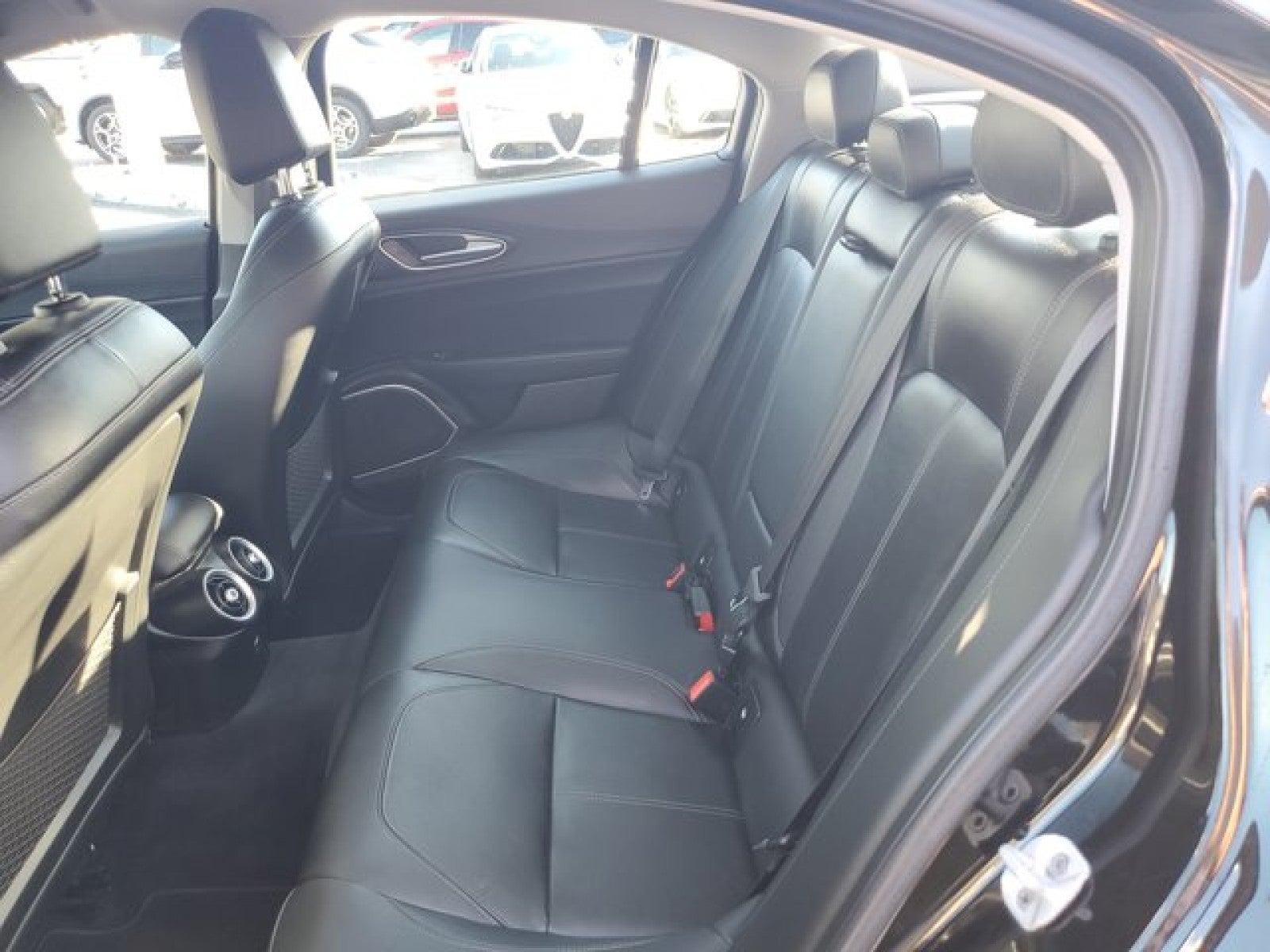 2019 Alfa Romeo Giulia Sport