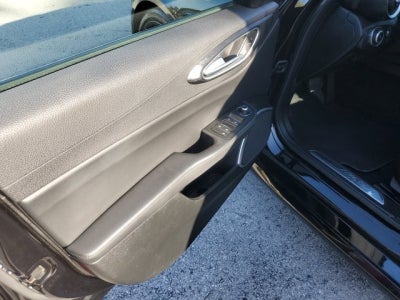 2019 Alfa Romeo Giulia Sport