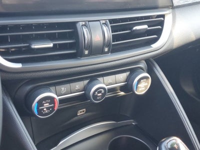 2019 Alfa Romeo Giulia Sport