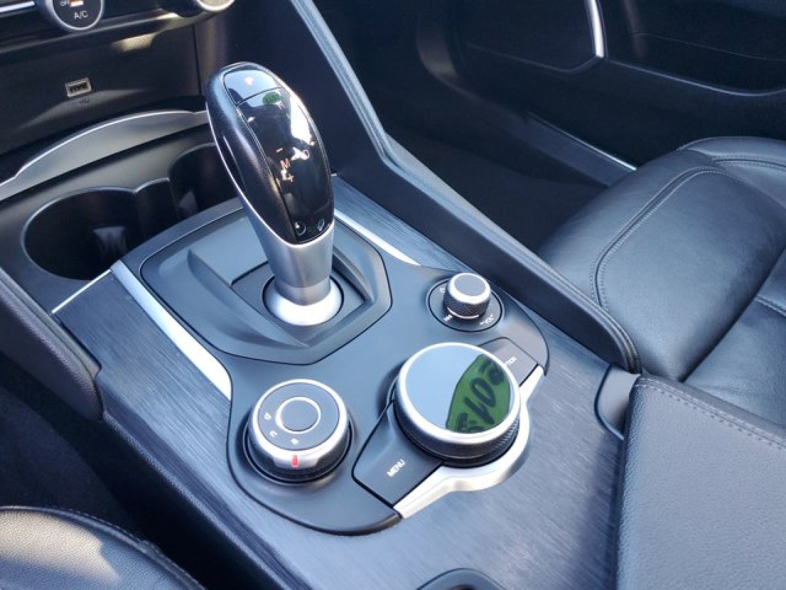 2019 Alfa Romeo Giulia Sport