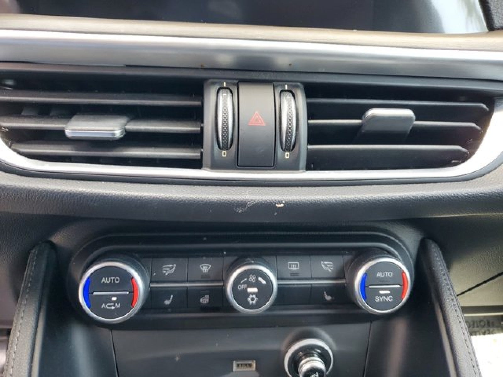 2018 Alfa Romeo Stelvio Ti AWD Ti