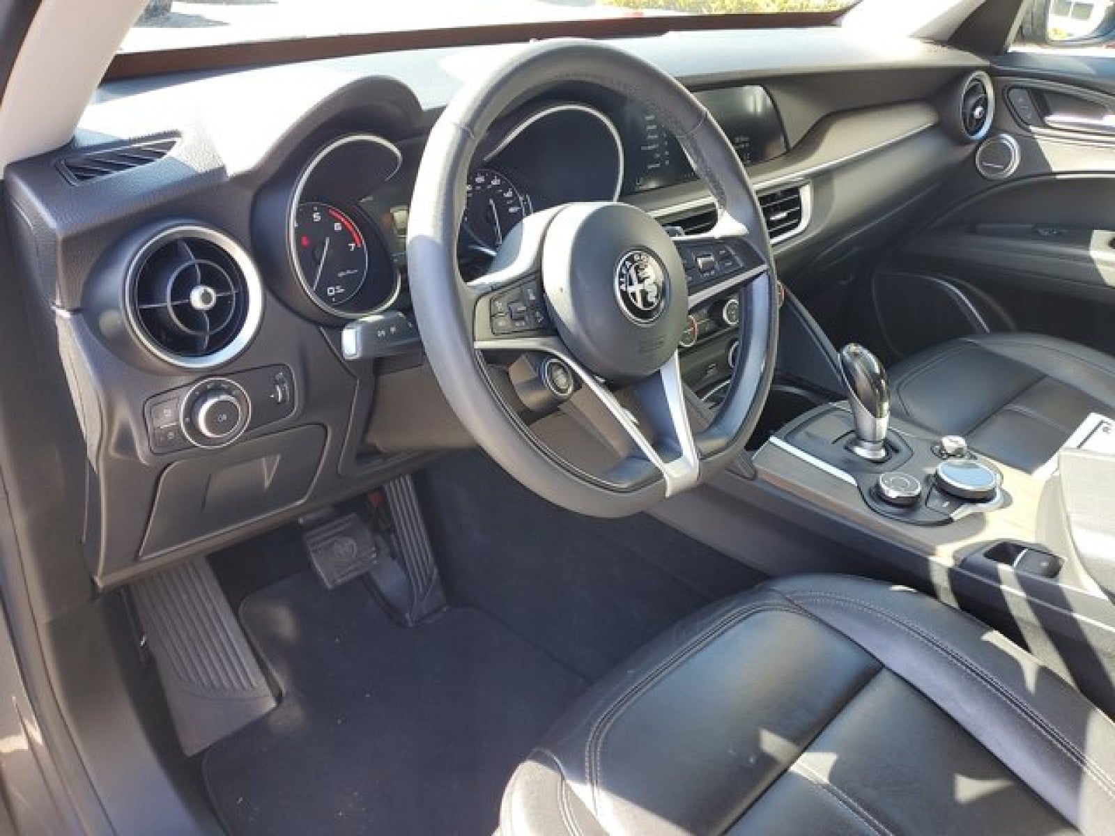 2018 Alfa Romeo Stelvio Ti AWD Ti