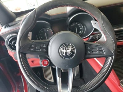 2018 Alfa Romeo Stelvio Quadrifoglio Base