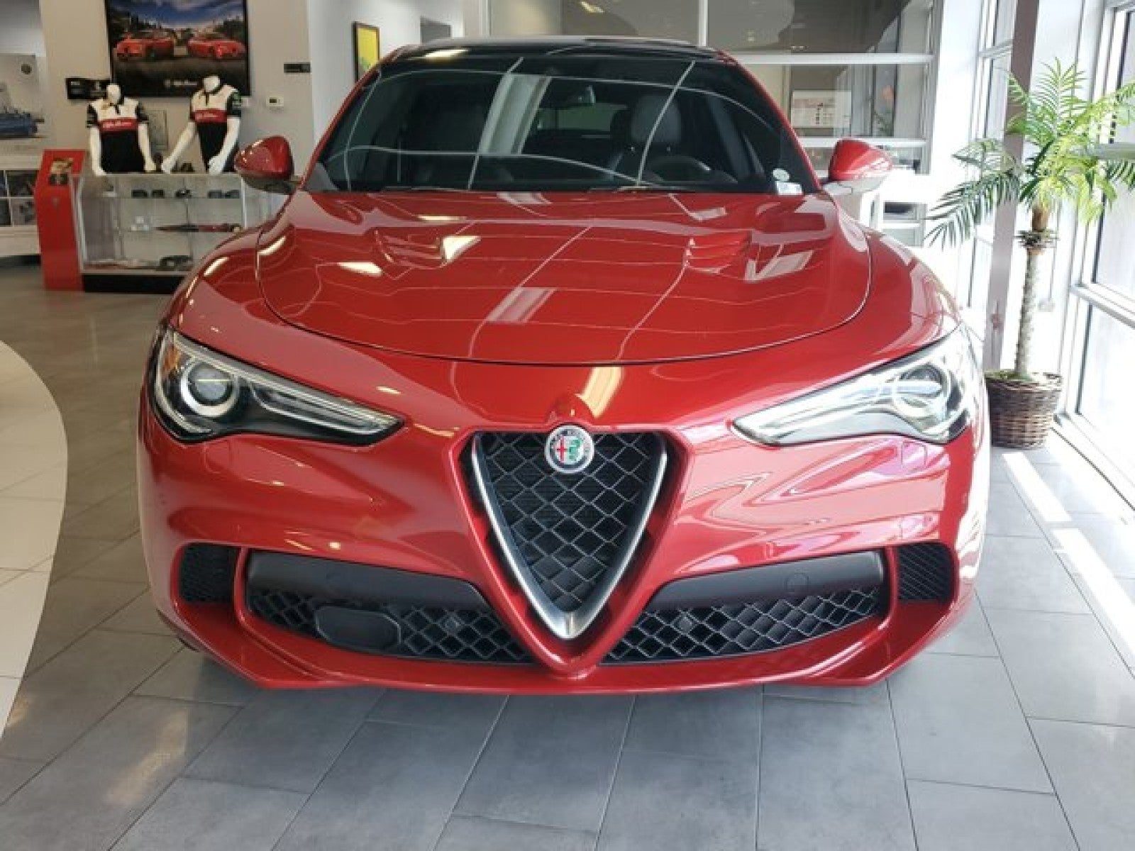 2018 Alfa Romeo Stelvio Quadrifoglio Base