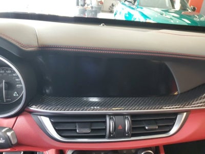 2018 Alfa Romeo Stelvio Quadrifoglio Base