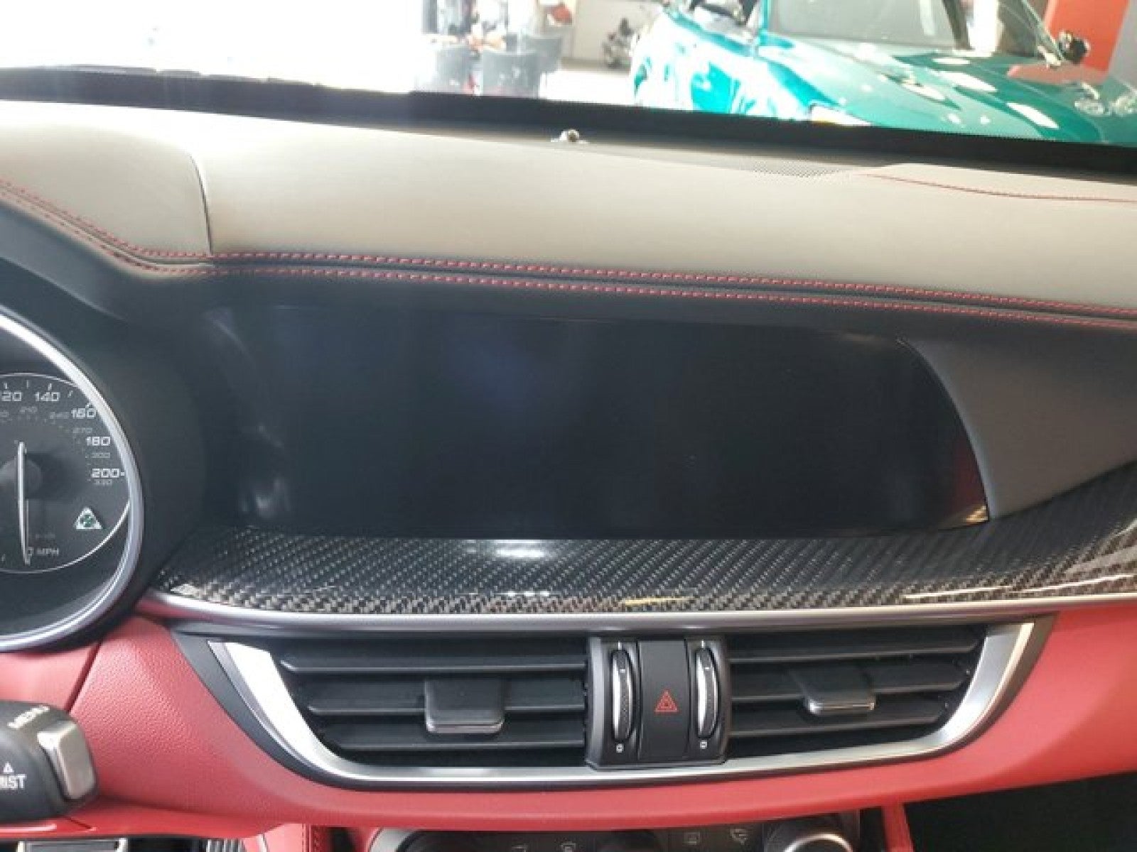 2018 Alfa Romeo Stelvio Quadrifoglio Base