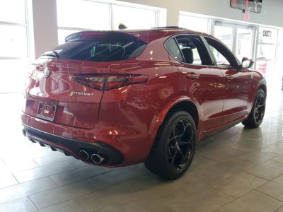 2018 Alfa Romeo Stelvio Quadrifoglio Base