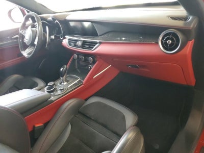 2018 Alfa Romeo Stelvio Quadrifoglio Base