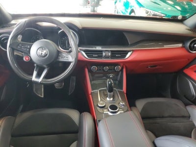 2018 Alfa Romeo Stelvio Quadrifoglio Base