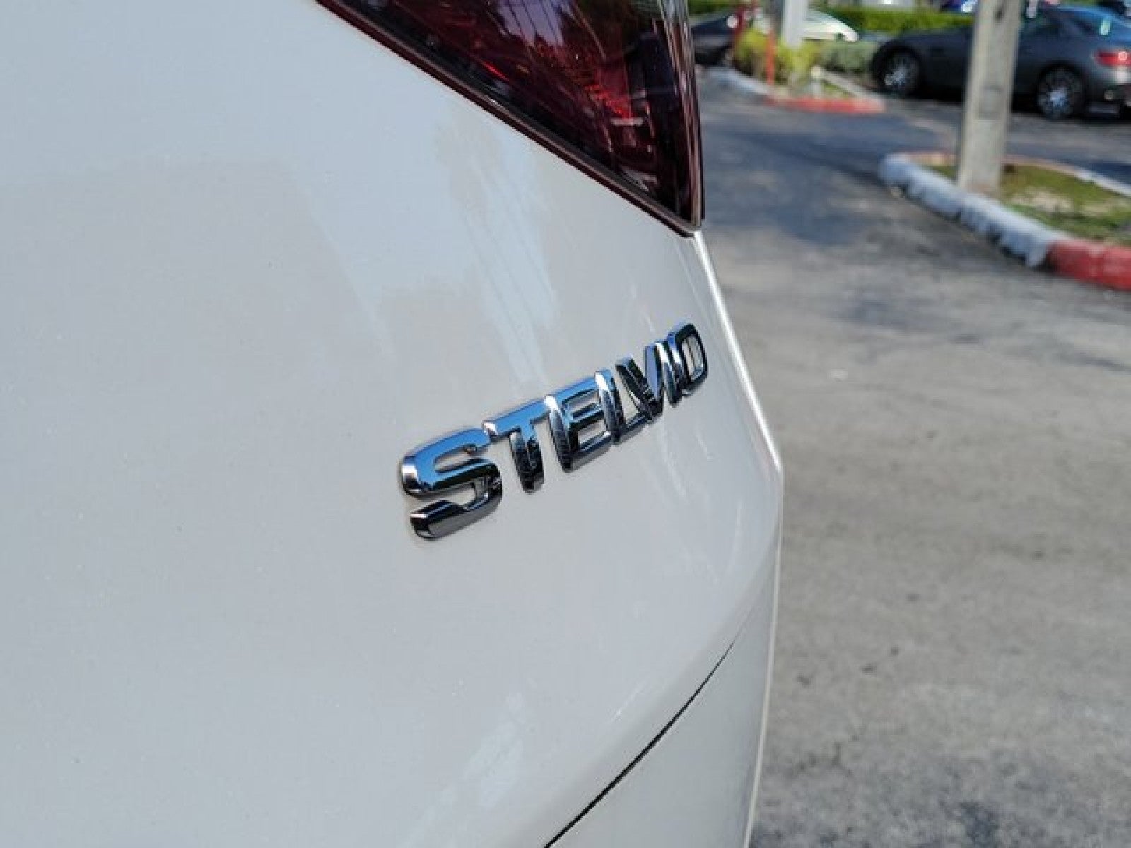 2018 Alfa Romeo Stelvio Ti Sport