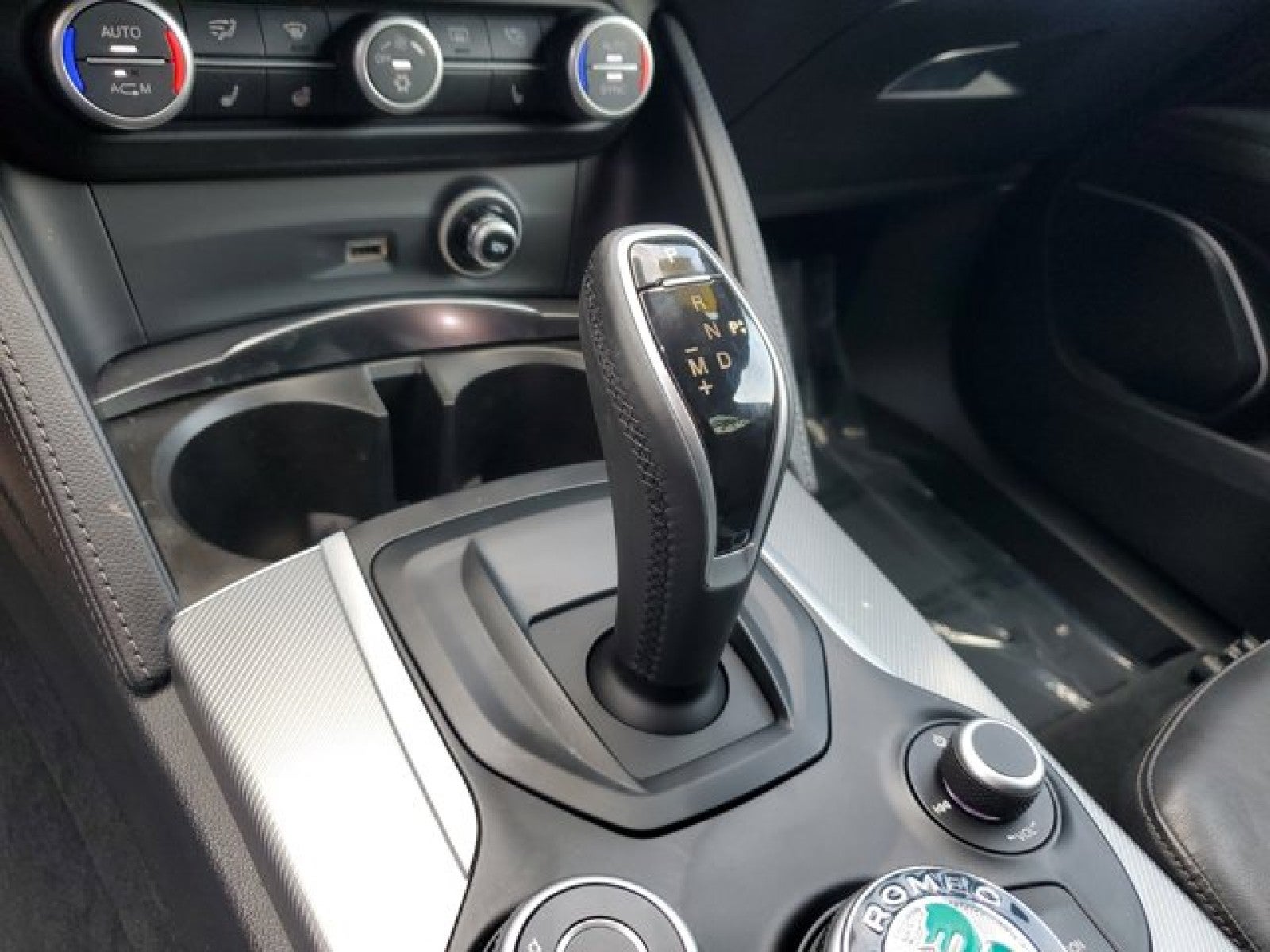 2018 Alfa Romeo Stelvio Ti Sport