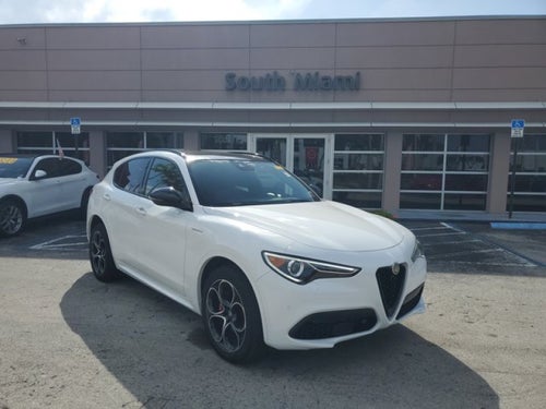 2022 Alfa Romeo Stelvio Veloce AWD