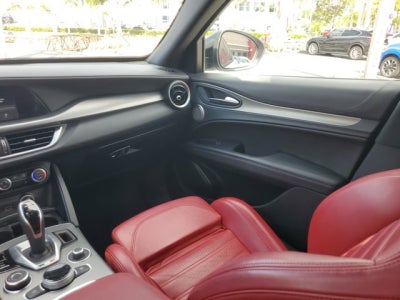 2022 Alfa Romeo Stelvio Veloce AWD