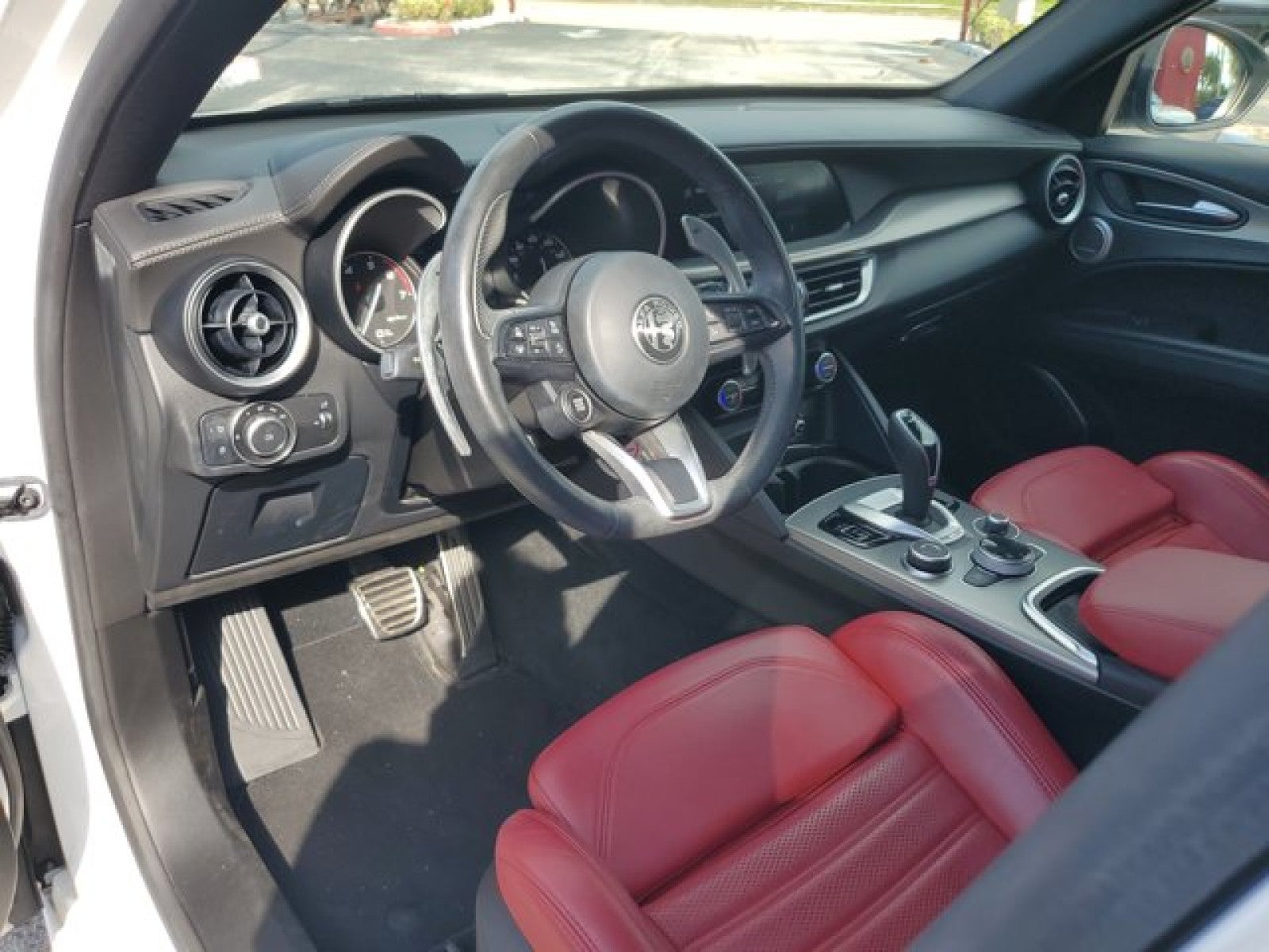 2022 Alfa Romeo Stelvio Veloce AWD