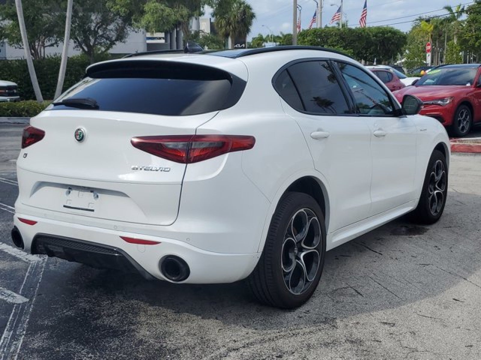 2022 Alfa Romeo Stelvio Veloce AWD