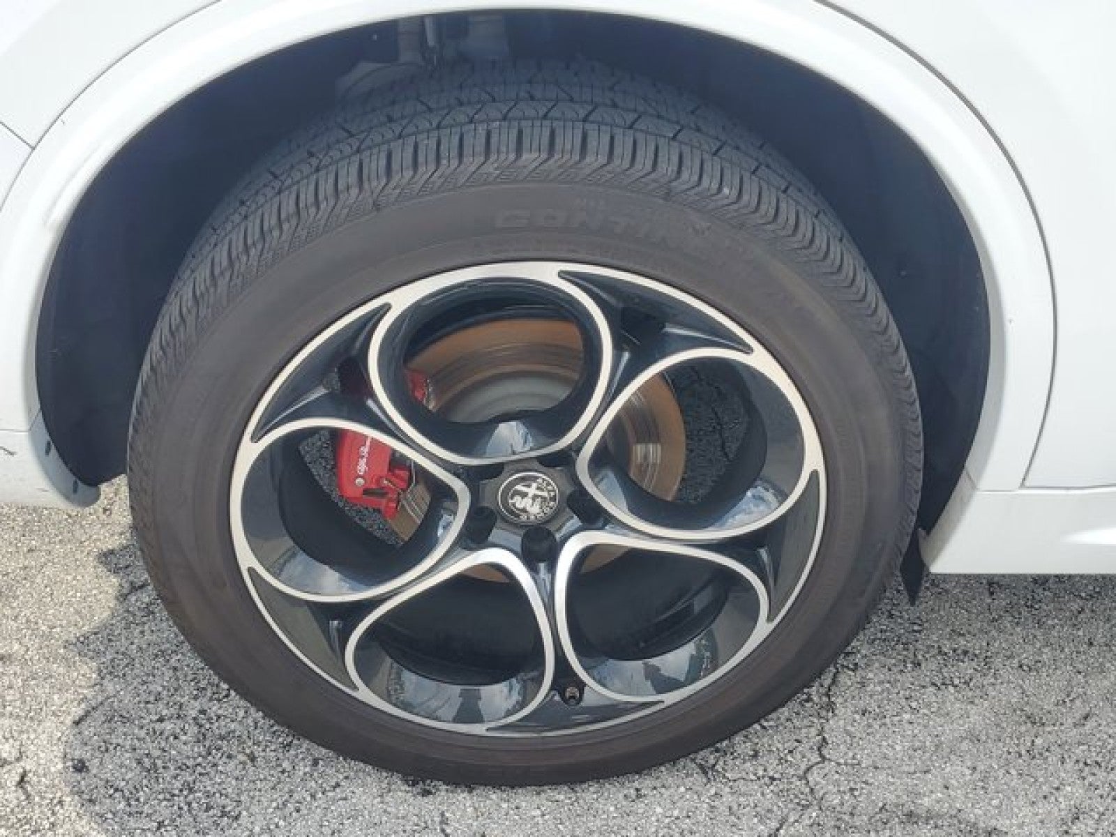 2022 Alfa Romeo Stelvio Veloce AWD